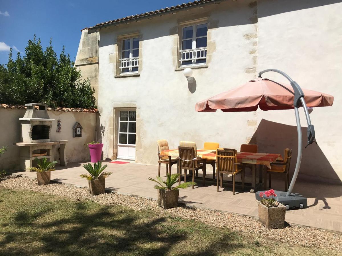 Vila La Diguinerie Prignac Exteriér fotografie